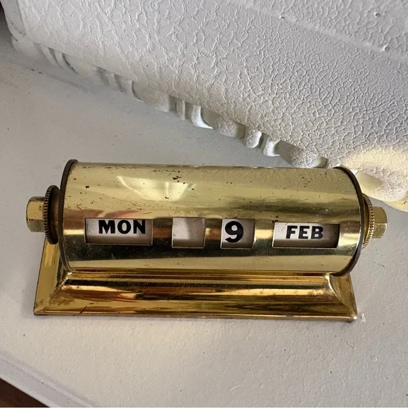 Metal Library Desk Calendar - Picture 2 of 16